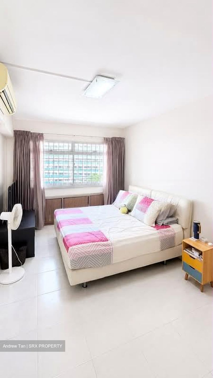 Blk 880 Woodlands Street 82 (Woodlands), HDB 5 Rooms #581509321